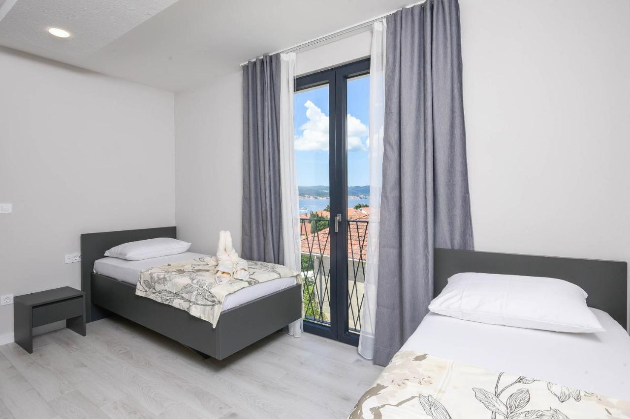 Sunny Day Luxury Holiday Apartments Orebić Extérieur photo