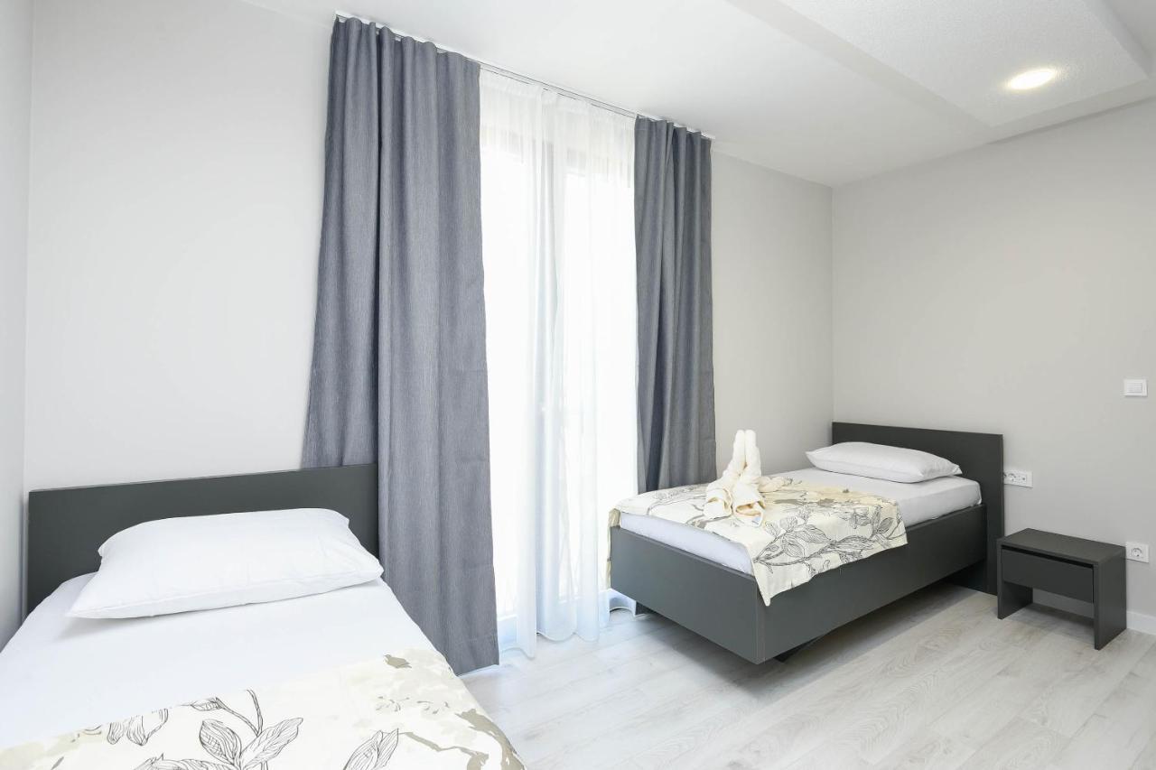 Sunny Day Luxury Holiday Apartments Orebić Extérieur photo